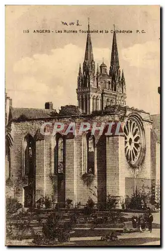 Angers Cartes postales Les ruines Toussaint et la cathedrale