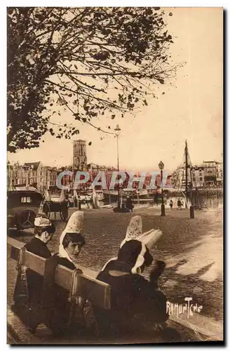 Port de la Rochelle Cartes postales Cour des Dames