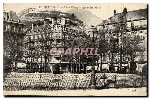 Isere - Grenoble - Place Victor Hugo et les Forts- Cartes postales