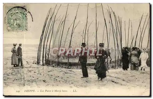 Dieppe Ansichtskarte AK Les parcs a maree basse (peche)