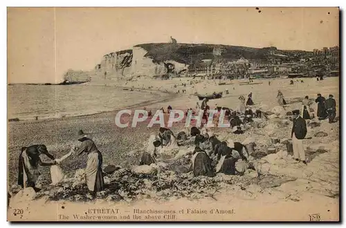 Etretat Cartes postales Blanchisseuses et falaise d amont