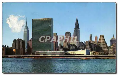 New York- Etas-Unis- Manhattan skyline from across the East River- Cartes postales