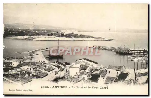 Antibes - Le Port et le Fort Carre - Ansichtskarte AK