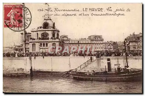 Le Havre Cartes postales La jetee le jour du depart d&#39un transatlantique