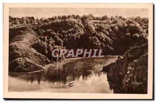 Lac D&#39Eguzon - Arrivee de la Vedette a Crozant - Cartes postales