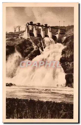 Barrage D&#39Eguzon - Pendant une crue - Cartes postales