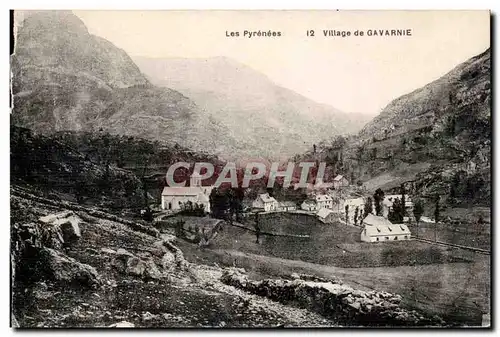 Les Pyrenees Cartes postales Village de Gavarnie