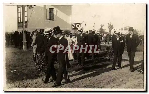 Carte Photo Hommes en costumes