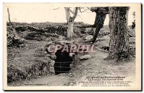 Foret de Fontainebleau Ansichtskarte AK La fontaine des Hermites (1169)