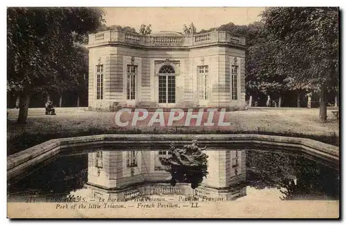 Versailles Cartes postales Le parc du petit TRianon Pavillon francais