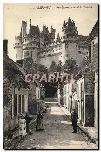 Pierrefonds Cartes postales Rue Notre Dame et le chateau