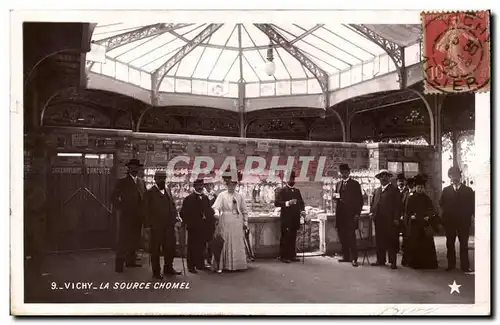 Vichy Cartes postales La source Chomel