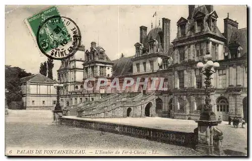 Fontainebleau Cartes postales L&#39esclaier du fer a cheval