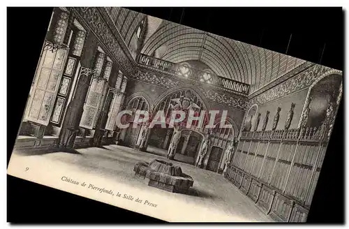 Pierrefonds Cartes postales Le chateau La salle des Preux