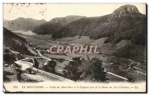 Mont Dore Cartes postales Vallee du mont Dore et le Capucin pris de la route du lac Chambon