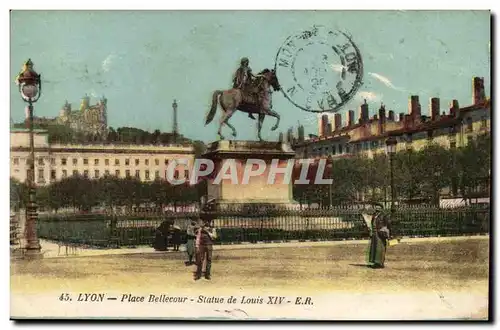 Lyon Ansichtskarte AK Place Bellecour Statue de Louis IV