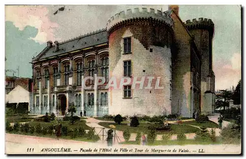 Angouleme Ansichtskarte AK Facade de l&#39hotel de ville et la tour de MArguerite de Valois