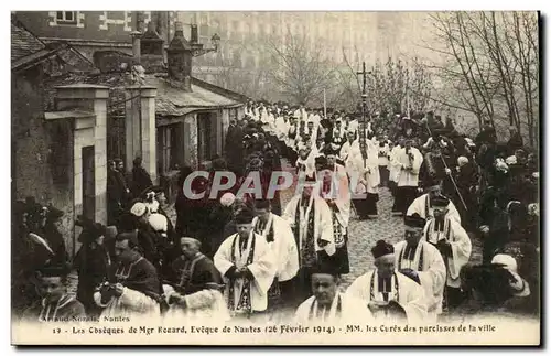 Nantes Cartes postales Les obseques de Mgr Rocard Eveque de Nantes (26 fevrier 1914) MM les cures des aproisses