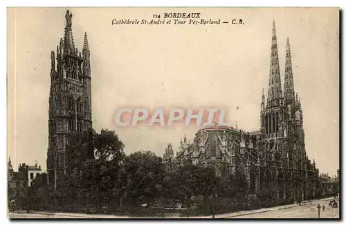 Bordeaux Cartes postales Cathedrale St Andre et Tour Pey Berland