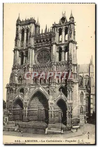 Amiens Cartes postales La cathedrale Facade