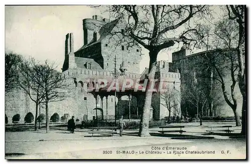 St Malo Ansichtskarte AK Le chateau la place Chateaubriand