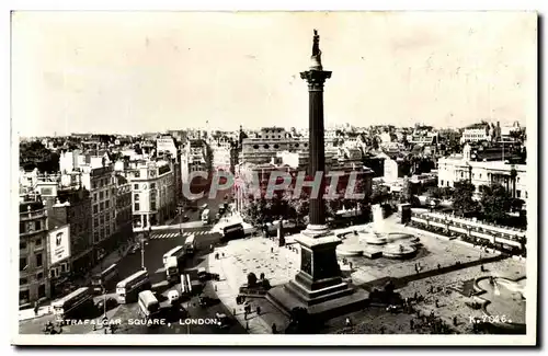 Grande Bretagne Londres London Ansichtskarte AK Trafalgar Square