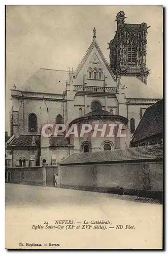 Nevers Ansichtskarte AK La cathedrale Eglise Saint Cyr