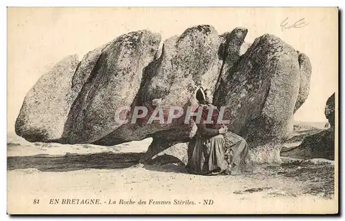En Bretagne Cartes postales La roche des femmes steriles