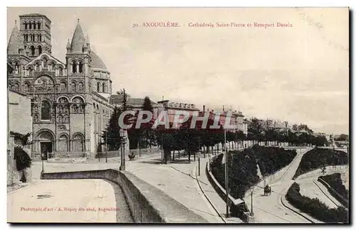 Angouleme Cartes postales Cathedrale St Pierre et Remaprt desais