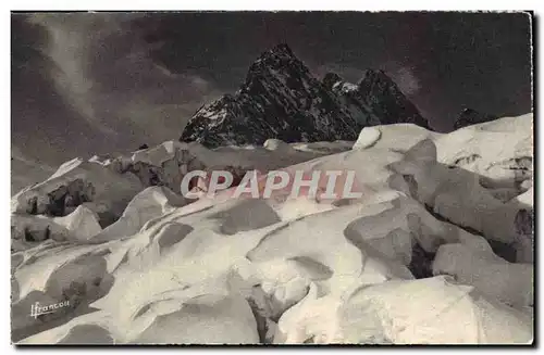 Cartes postales Les hautes Alpes La grande sagne (3779m) et les Seracs du glacier Blanc