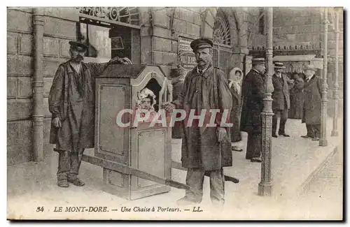 Puy de Dome- Le Mont-Dore-Une Chaise a Porteurs-Cartes postales