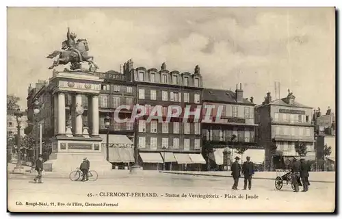 Puy de Dome- Clermont-Ferrand- Statue de Vercingetorix -Place de Jaude-velo--Cartes postales