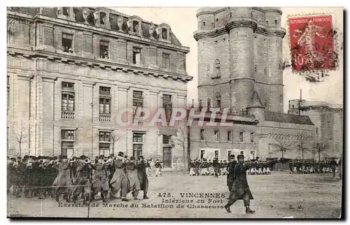 Vincennes- Interieur du Fort- Exercise du Bataillion de Chasseurs-Cartes postales