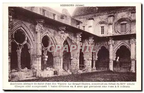 Ansichtskarte AK Soissons Ancienne abbaye de Saint Jean des Vignes Le grand cloitre