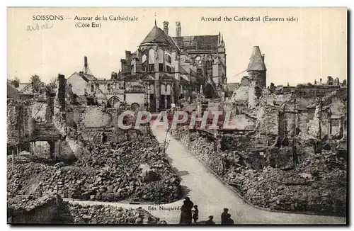 Soissons - Autour de la Cathedrale Cote est - - Cartes postales