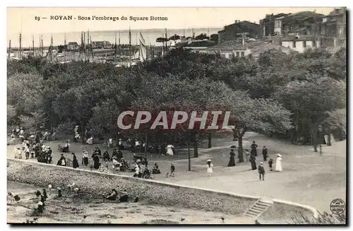 Royan Cartes postales Sous l&#39ombrage du square Botton