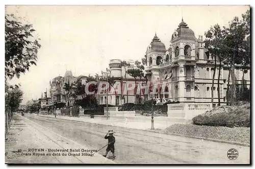 Royan Ansichtskarte AK Boulevard Saint Georges (vers Royan au dela du Grand Hotel)