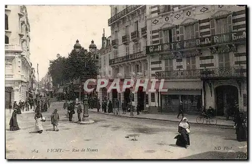 Vichy Cartes postales Rue de Nimes