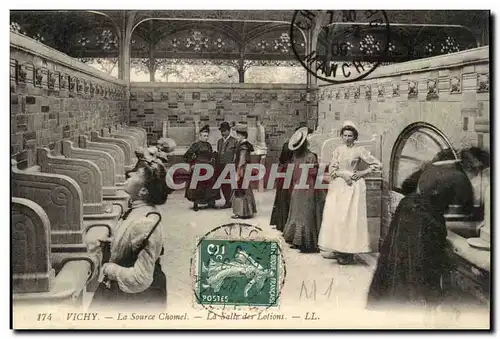 Vichy Cartes postales La source Chomel La salle des lotions