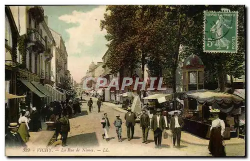 Vichy Cartes postales La rue de Nimes