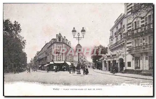 Vichy Cartes postales Place Victor hugo et rue de Nimes