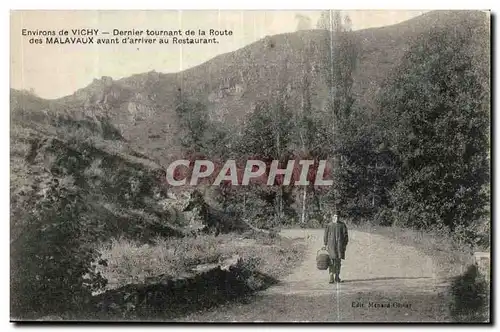 Environs de Vichy Ansichtskarte AK DErnier tournant de la route des Malavaux avant d&#39arriver au restaurant