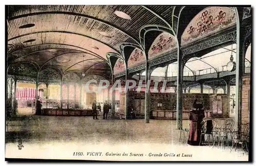 Vichy Cartes postales Galeries des sources Grande grille et Lucas