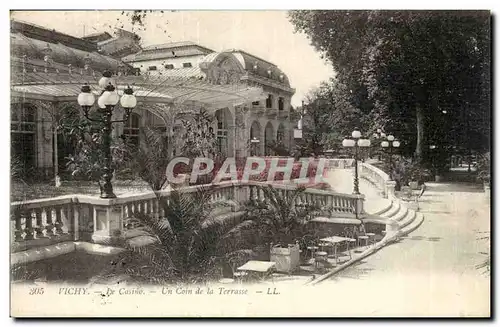 Vichy Cartes postales Le casino Un coin de la terrasse