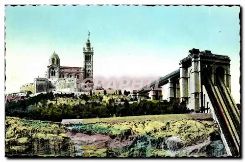 Marseille - Notre Dame de la Garde et les ascenseurs - Cartes postales