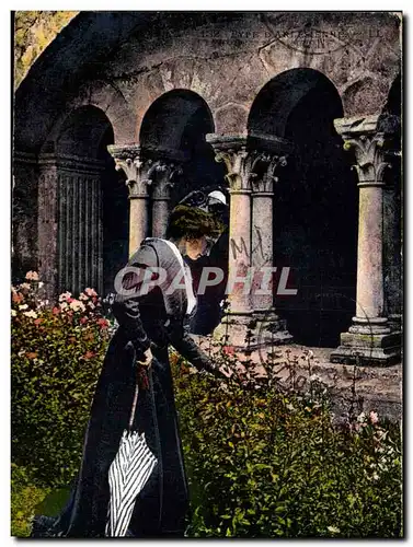 Arles - Type Arlesienne - Costume - Jardin - - Cartes postales