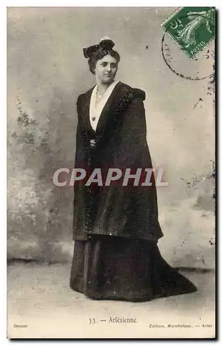 Arles - Arlesienne - Cartes postales