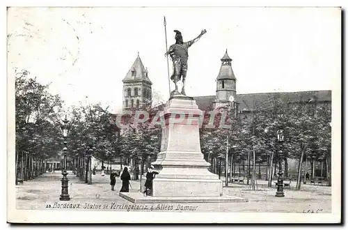 Bordeaux - Statue de Vercingetorix et Alees Damaur - Cartes postales