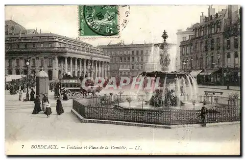 Bordeaux - Fontaine et Place de la Comedie - Cartes postales