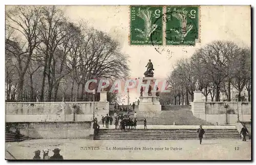 Nantes Ansichtskarte AK La monument des morts pour la patrie